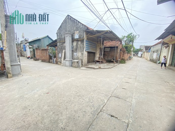 mặt đường KINH DOANH - Gần Chợ - tương lai sáng , tiềm năng cao 
- Diện tích 70m lô góc - ô tô