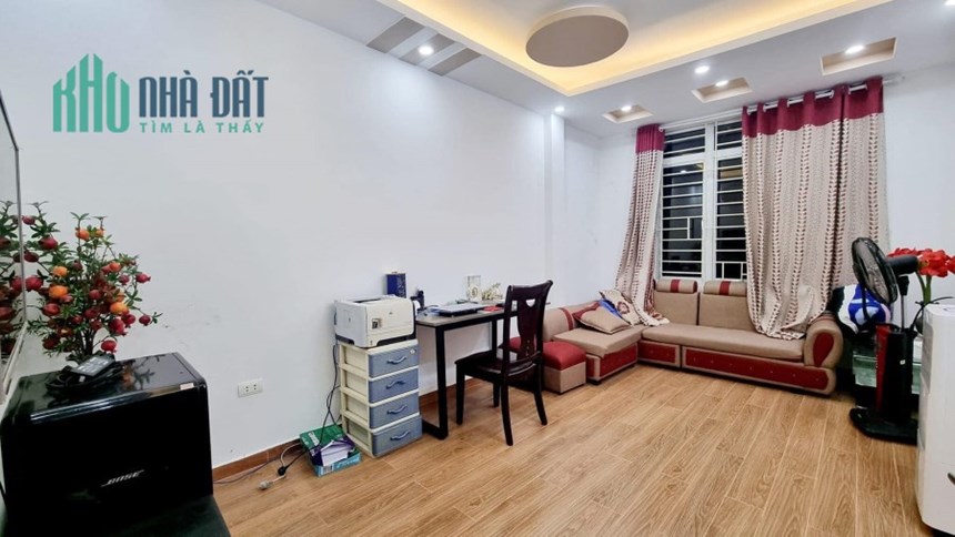 Bán nhà mặt phố Hoàng Văn Thái, kd đỉnh, vỉa hè rộng, 2 thoáng, 50m, mt 4.5m, 13.9 tỷ