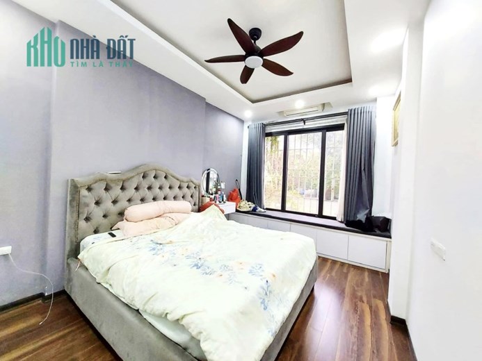 Hiếm! Mặt phố Hoàng Văn Thái, Vị trí đỉnh, vỉa hè rộng, 50m, nhỉnh 13 tỷ