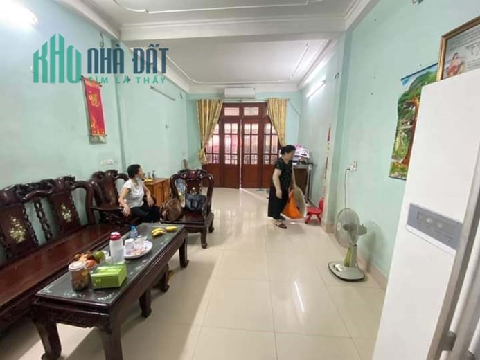 Bán Nhà Ngõ 127 Lạc Long Quân 52/56m2 x 5 tầng, 5 phòng ngủ đầy đủ công năng, kinh doanh đỉnh cao