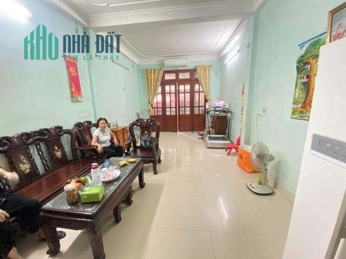Bán Nhà Ngõ 127 Lạc Long Quân 52/56m2 x 5 tầng, 5 phòng ngủ đầy đủ công năng, kinh doanh đỉnh cao