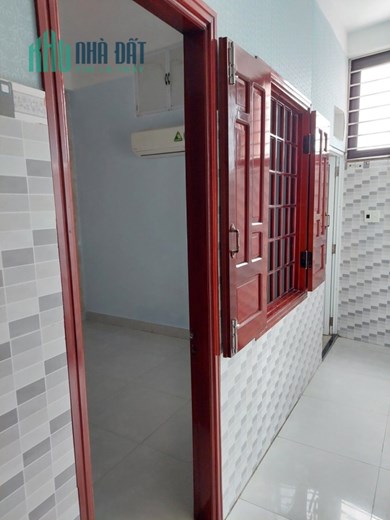 Cần bán nhà 2 tầng kiệt Cách Mạng Tháng 8 , Hòa Thọ Đông, Cẩm Lệ, Đà Nẵng.
Diện tích 70m2. Giá