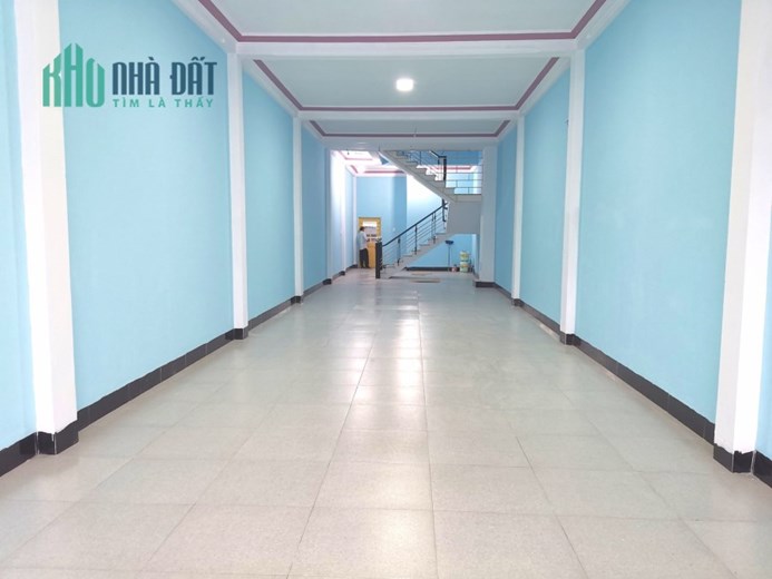 Bán nhà 2 tầng mặt phố, Hòa Khánh Nam, Liên Chiểu, Đà Nẵng. Diện tích 115 m2. Giá 4.35 tỷ.