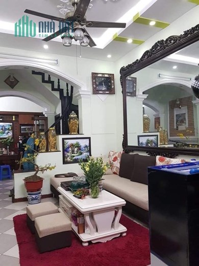 Nhà Phố Dương Quảng Hàm, 42m2, 5 tâng, 4.7 tỷ.