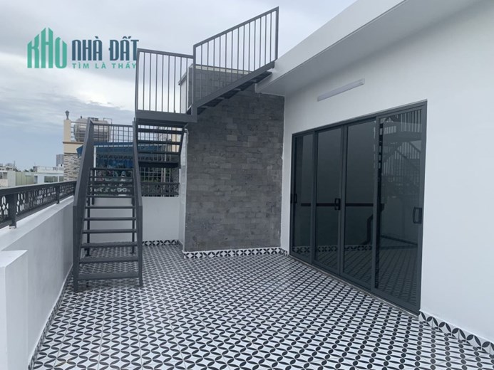 BÁN NHÀ ĐƯỜNG HẬU GIANG KHU VIP Q.6 - VỊ TRÍ CỰC ĐẸP - HẺM 8M THÔNG  -  K.DOANH ĐỈNH
