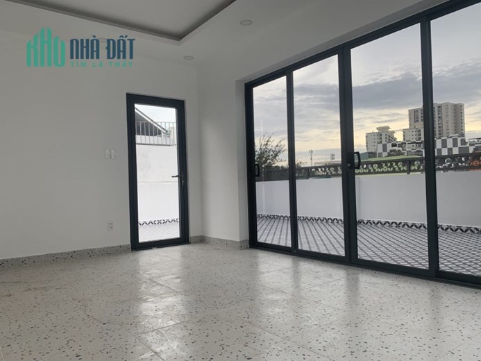 BÁN NHÀ ĐƯỜNG HẬU GIANG KHU VIP Q.6 - VỊ TRÍ CỰC ĐẸP - HẺM 8M THÔNG  -  K.DOANH ĐỈNH