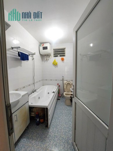 MẶT PHỐ NGHI TÀM - DÃY LẺ - VỈA HÈ - ĐOẠN ĐẸP NHẤT PHỐ RỘNG THÊNH THANG - 40M2 X 6 TẦNG - MT4M - NỞ
