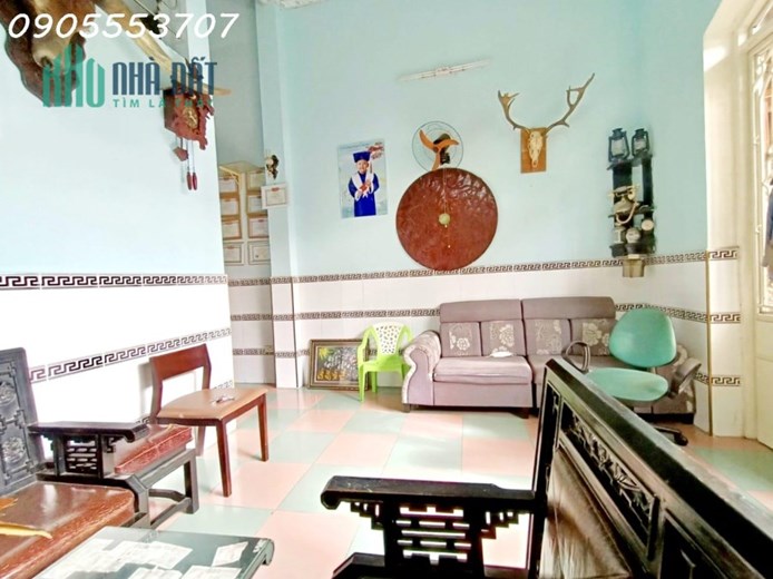 NHÀ NGON, Dt: :~70m2 nở hậu, Kiệt đẹp đường HÙNG VƯƠNG, Đà Nẵng, GIá sốc Chỉ  2,15 tỷ
