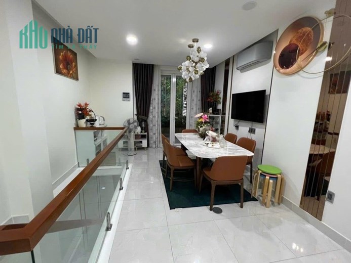 Chính Chủ Bán Nhà THÁNH THÁI  Phường 14 Quận 10-60m-4TầngBTCT-Chỉ 10.7Tỷ