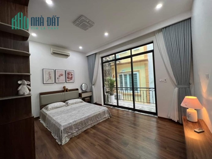 Bán nhà phố Xã Đàn, gần hồ, gần phố, nhà đẹp, 35m, 3PN, 3.45 tỷ