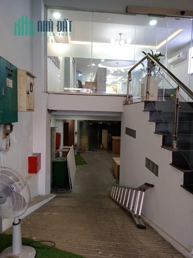 BÁN GẤP BUILDING, MT PHẠM VIẾT CHÁNH, P NGUYỄN CƯ TRINH, QUẬN 1