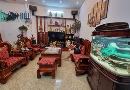 Nhỉnh 7 tỷ có nhà trung tâm Hà Đông, lô góc 2 thoáng, ô tô đỗ ngay cạnh nhà.