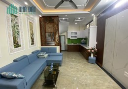 KIM NGUU DIỆN TÍCH 30M2 - 5 TẦNG - MẶT TIỀN 3.8M - GIÁ NHỈNH 5.3 TỶ- HAI BÀ TRƯNG.