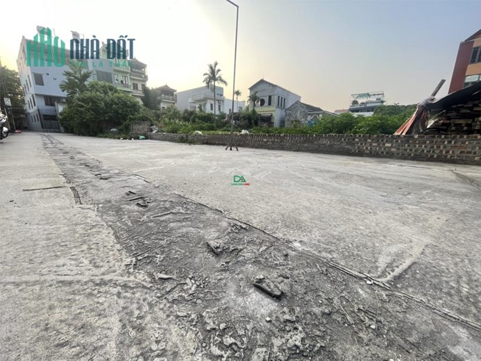 BÁN ĐẤT THÔN BA CHỮ VÂN NỘI ĐÔNG ANH 195.6M ĐƯỜNG Ô TÔ GIÁ 3X