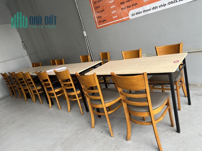 CẦN SANG NHƯỢNG 14 BỘ BÀN GHẾ NHƯ HÌNH Địa chỉ xem số 29 ngõ 1277 Giải Phóng