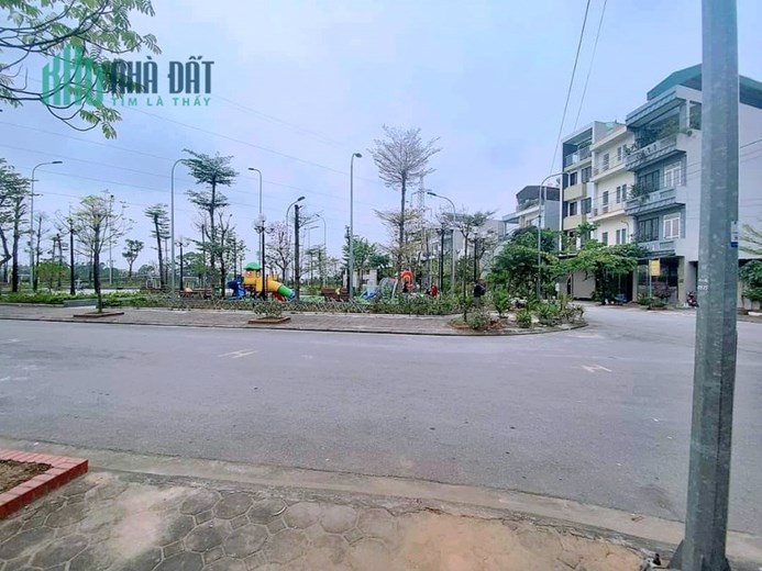 Bán đất phân lô dịch vụ Tràng Cày - Phú Lãm- view công viên- 4,1 tỷ