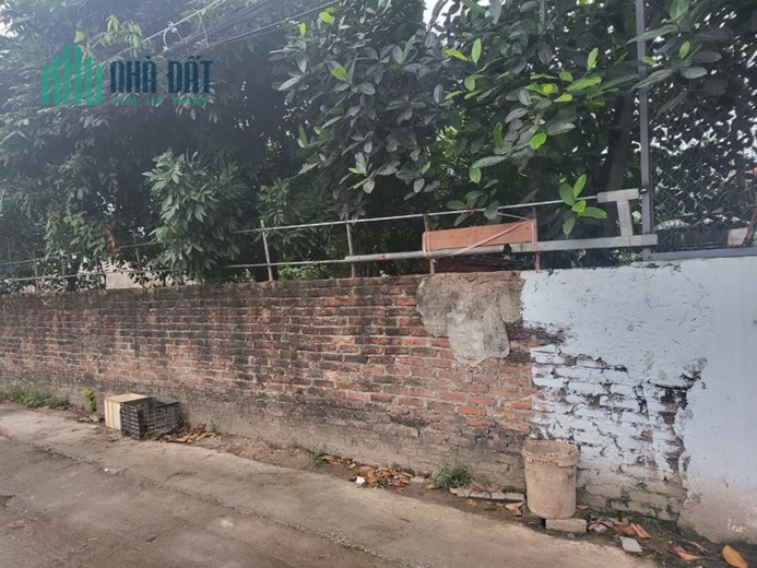 ĐẤT  ĐẸP - GIÁ TỐT - CHÍNH CHỦ Cần Bán Lô Đất MẶT TIỀN Hơn 4m Tại LONG BIÊN, HÀ NỘI