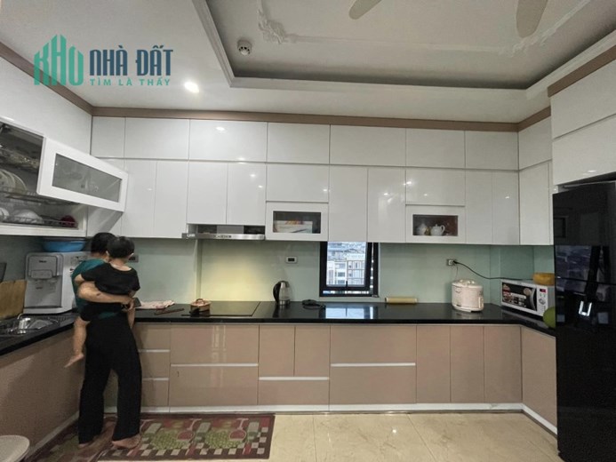 Bán nhà phố Xã Đàn, ngõ nông, ô tô gần, nhà đẹp, 55m, 4PN, nhỉnh 5 tỷ