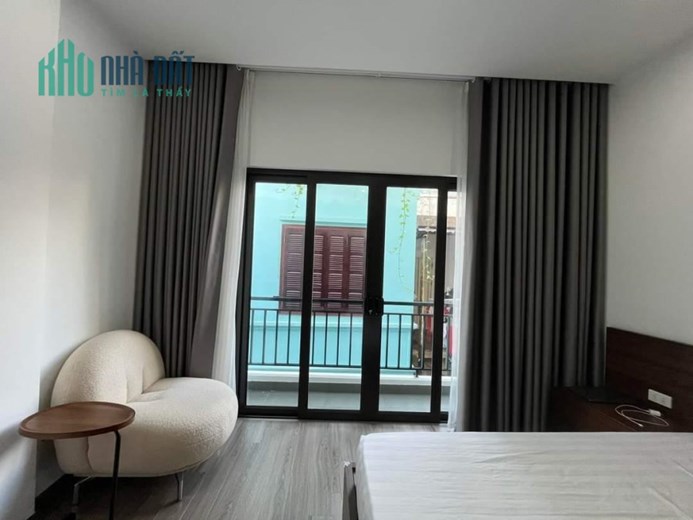 Bán gấp nhà dịch vụ Vạn Phúc Hà Đông, kinh doanh, phân lô vỉa hè đường 30m, 43m2 x 5 tầng. Giá 8.1