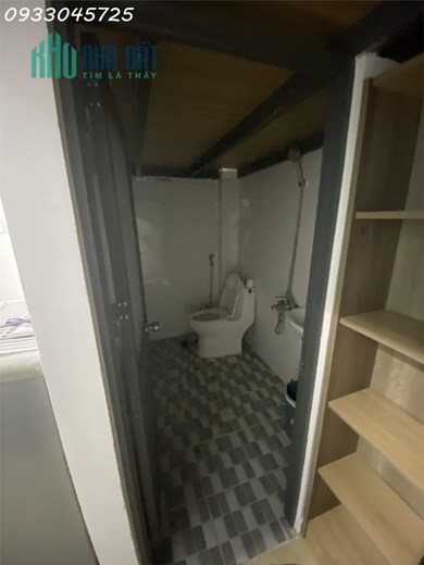 Cần Pass phòng 656/52 Quang Trung có cửa sổ