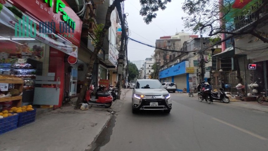 MẶT PHỐ HOÀNG VĂN THÁI - THANH XUÂN - LÔ GÓC 2 THOÁNG - 40M2 X 4 TẦNG - MT 4M - NỞ HẬU - VỈA HÈ -