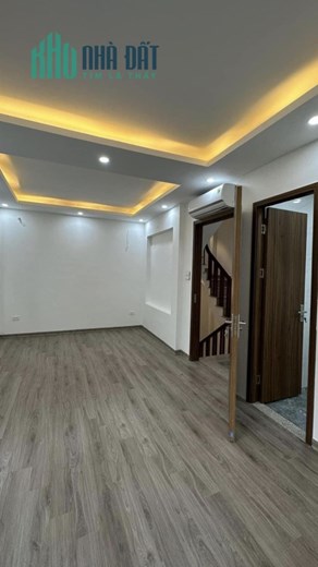 BÁN NHÀ ĐƯỜNG THÁI THỊNH, NHÀ 40M x  5 TẦNG MỚI ĐẸP, THIẾT KẾ HIỆN ĐẠI, VỀ Ở NGAY GIÁ CHỈ 5 TỶ