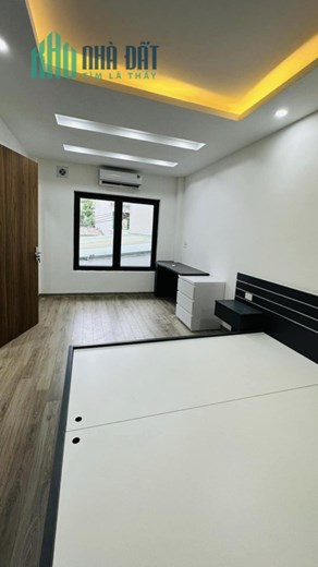 BÁN NHÀ ĐƯỜNG THÁI THỊNH, NHÀ 40M x  5 TẦNG MỚI ĐẸP, THIẾT KẾ HIỆN ĐẠI, VỀ Ở NGAY GIÁ CHỈ 5 TỶ