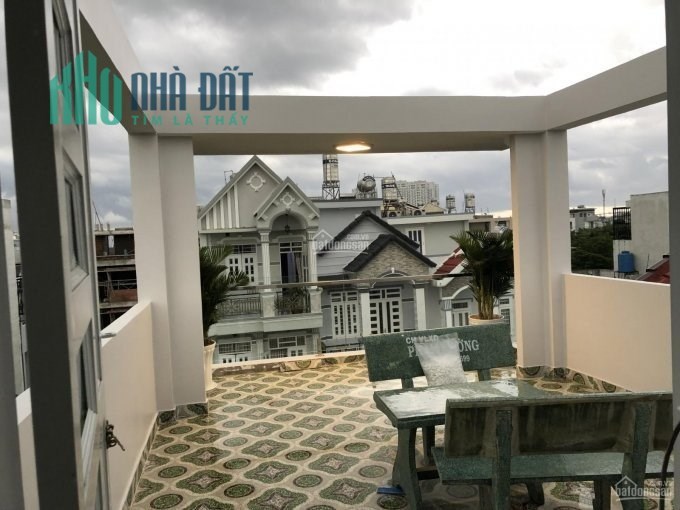 Cho thuê nhà 3 LẦU 4PN, 2329 Huỳnh Tấn Phát, Nhà Bèe