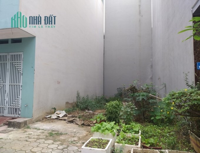 Tôi bán đất ĐG Hà Trì MT rộng gần công viên Hà Đông 60m2 chỉ 5.555 tỷ. LH 0989.62.6116