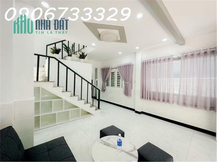 Bán nhà mới đẹp 5x11m cách lotte mark Q7 chỉ 800m giá chỉ 4 tỷ nhỏ