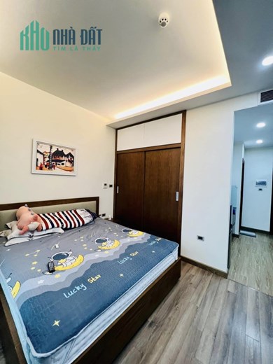 Mặt phố Châu Long, 104m2, 8T, MT5m, 62tỷ, vuông, TM, 1.8 tỷ/N, 0977097287