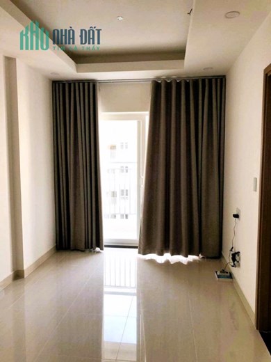 Cho thuê căn góc 68m2 2pn full nội thất tầng cao chung cư Lavita Charm Trường Thọ