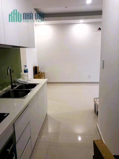 Cho thuê căn góc 68m2 2pn full nội thất tầng cao chung cư Lavita Charm Trường Thọ