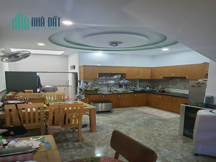 HƠN 3 TỶ - KHU VIP PHÂN LÔ GẦN CHỢ MINH PHÁT - HXH TRÁNH THẠNH XUÂN Q12 - 50M2, 2 TẦNG, 2 PN.
