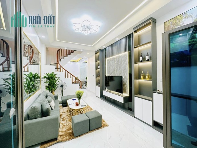 Bán nhà Tây Hồ 61m  ngõ Ô Tô Tránh, 6 Tầng, 10  tỷ 7