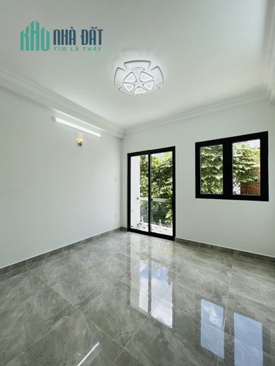Bán Nhà Nguyễn Thái Sơn Gò Vấp 44m2 Giá 5 Tỷ 9 Mới Đẹp 3 Tầng 3 Phòng