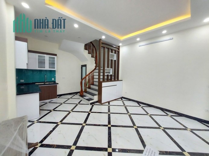 Bán nhà quận Đống Đa, 37m2 4 tầng, 10m ra phố, oto đỗ tận cửa, 2 mặt ngõ, 6 tỷ