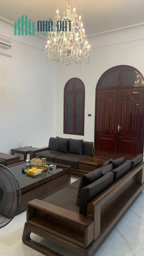 Bán nhà mặt phố Nguyễn Khang 155m 3 tầng mặt tiền 8.5m ô tô kinh doanh tấp nập 33.5 tỷ lh 0817606560