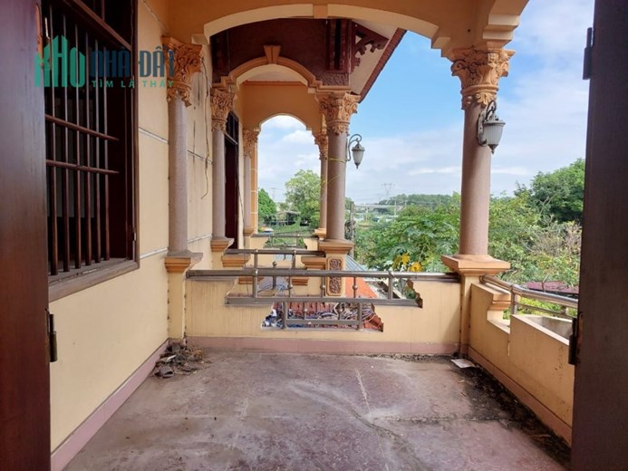 Bán nhà Vân Hà 156m2, 5T, 9P, mt7.8m, 5.9 tỷ, Đông Anh, ô tô.
