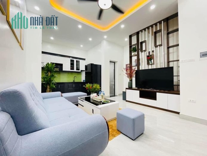 Căn duy nhất Nguyễn Ngọc Nại, Thanh Xuân, 40m, 4T,  Ô TÔ đỗ cửa, VĂN PHÒNG. 5 tỷ