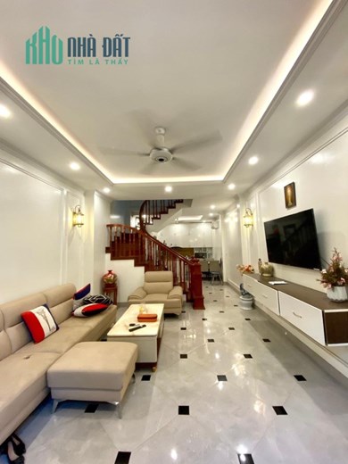 Bán nhà Nguyễn Trãi, Thanh Xuân cách ngã tư sở 400m 44m 4 tầng, 4 tỷ 8