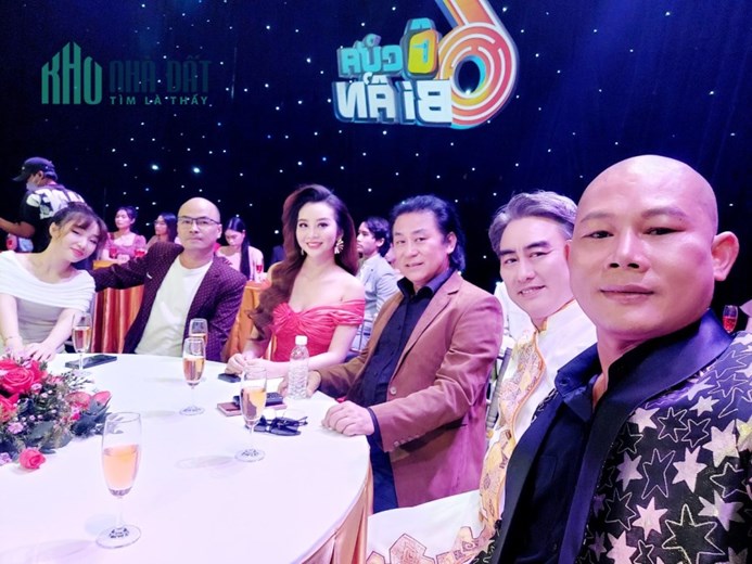BÁN NHÀ MTKD Q4, 2 TẦNG, NGANG 4m, NỞ HẬU 7m, DÀI 13m, GIÁ 12 TỎI
