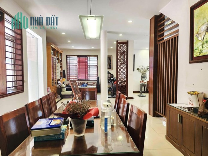 💥 BIỆT THỰ SIÊU VIP KĐT MỚI NGHĨA ĐÔ, CẦU GIẤY 300M2 4T MT 16M, CHỈ 73 TỶ 💥