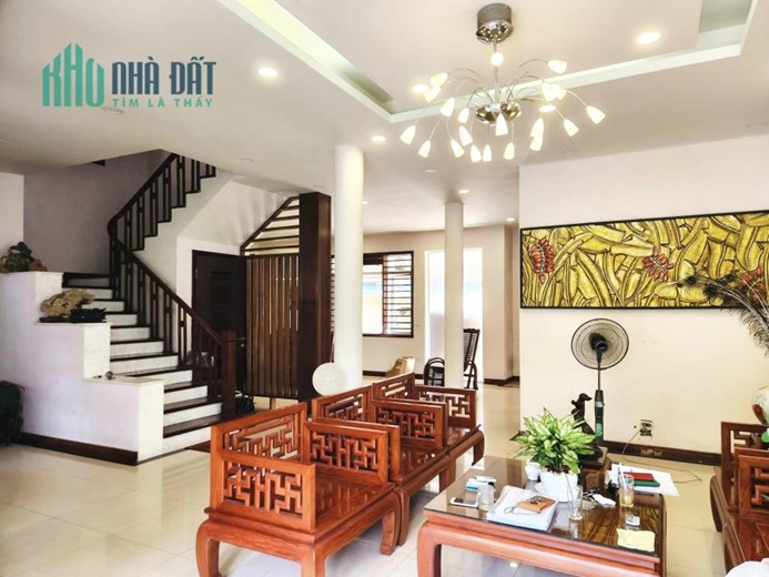 💥 BIỆT THỰ SIÊU VIP KĐT MỚI NGHĨA ĐÔ, CẦU GIẤY 300M2 4T MT 16M, CHỈ 73 TỶ 💥