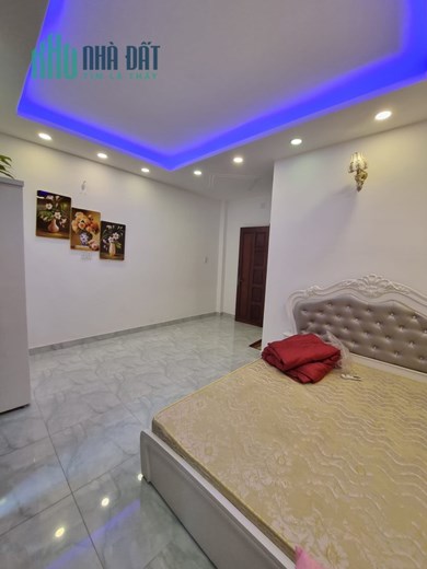 NHÀ 4 TẦNG, MẶT TIỀN ĐƯỜNG SỐ TRUNG TÂM QUẬN 7, NGANG 5M, Ô TÔ VÀO NHÀ THOẢI MÁI, 9 TỶ