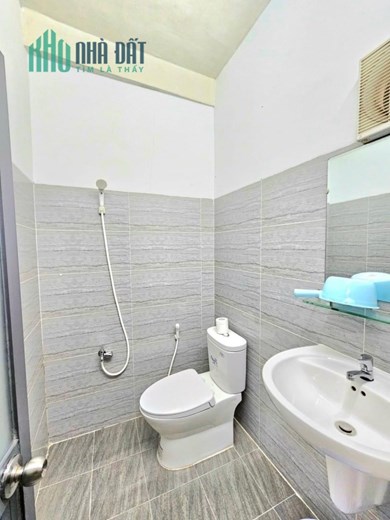 PASTEUR QUẬN 3 - HẺM KINH DOANH - Ô TÔ TỚI NHÀ - 10M RA MẶT TIỀN - 52M2 - 3 TẦNG - 9.x TỶ.