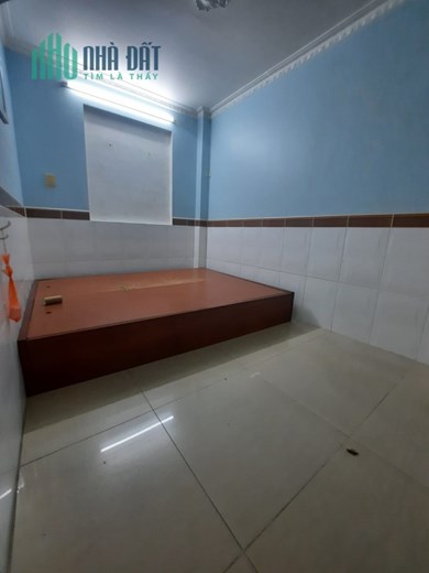 BÁN NHÀ HIẾM ĐƯỜNG SỐ , 3.7 TỶ , SÁT MẶT TIỀN . PHƯỜNG TÂN QUY