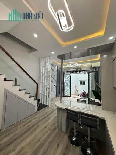 BÁN NHÀ ĐẸP 3 TẦNG QUẬN 6 - BÀ HOM - TÂN HOÀ ĐÔNG - NGANG 4,6M - NHỈNH 5 TỶ