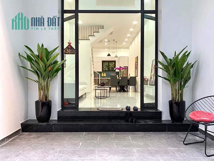 Bán nhà Tôn Đức Thắng,59M ,MT 4.3M,ngõ thông ,rộng ,thoãng,gần Ô Chợ Dừa,giao thông thuận tiện.