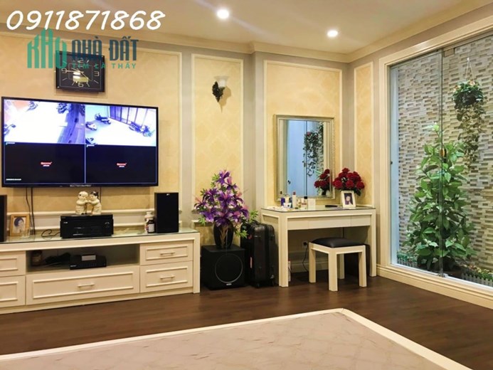 Bán nhà Xã Đàn, Đống Đa 38m2x5T, Nhà đẹp ở ngay, Ngõ to, 20m ra mặt phố, Nhỉnh 5Tỷ